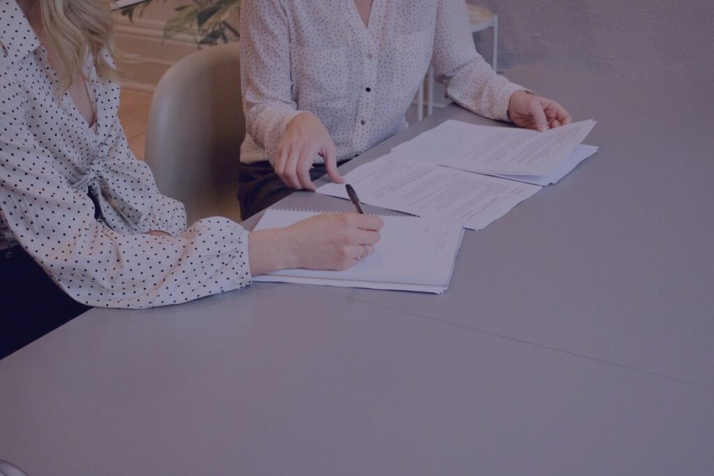 vm family law attorney assisting a client